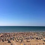 Apartment Ovest - *