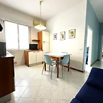 Apartment Ovest - *